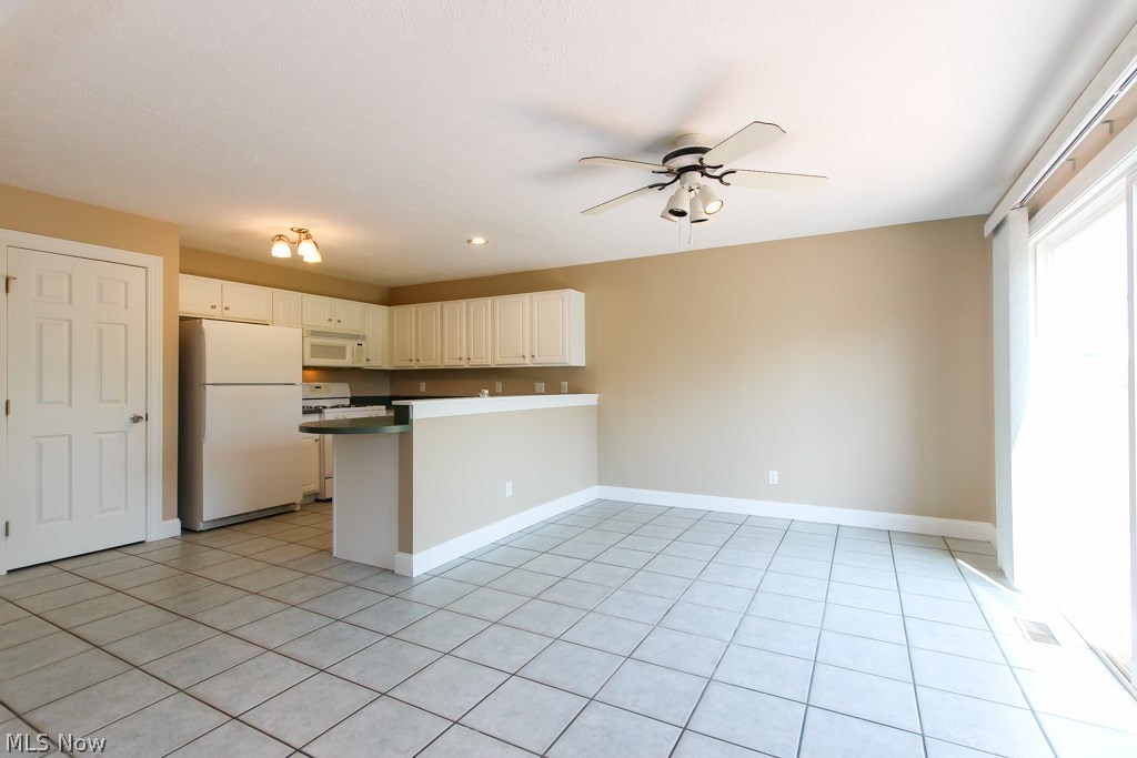 Medina Gardens On Lake - Residential