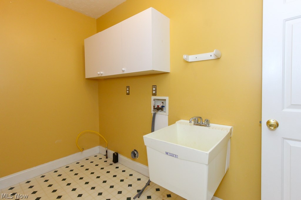 Medina Gardens On Lake - Residential