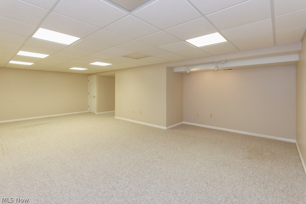 Medina Gardens On Lake - Residential