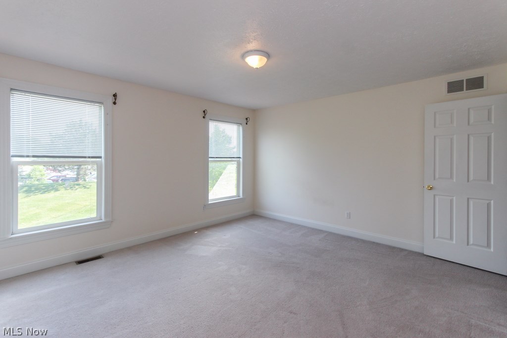 Medina Gardens On Lake - Residential