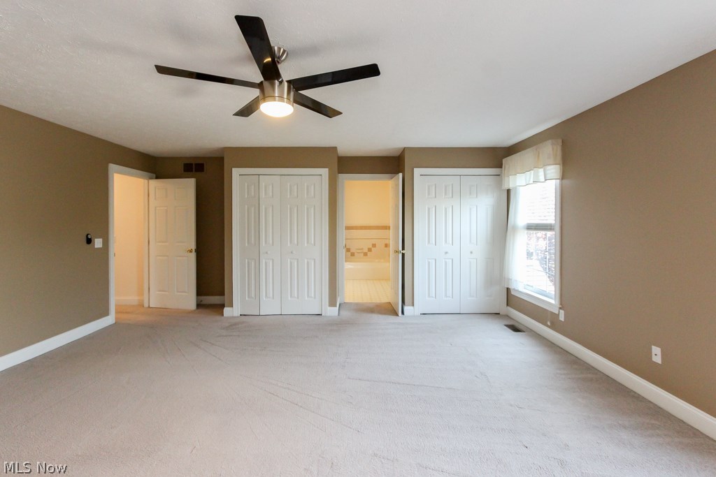 Medina Gardens On Lake - Residential