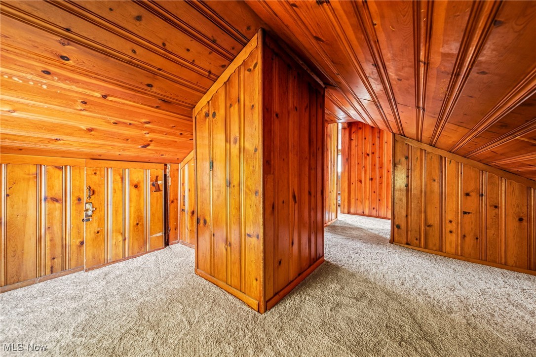 1035 Beachview Road, Willoughby, Ohio image 24