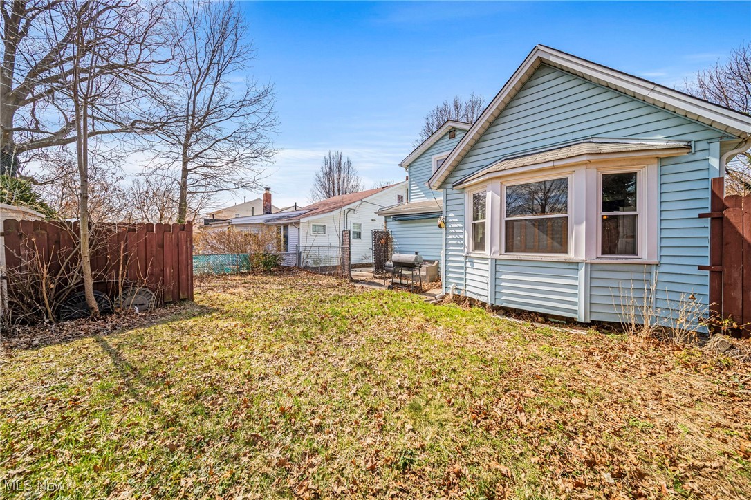 1035 Beachview Road, Willoughby, Ohio image 29