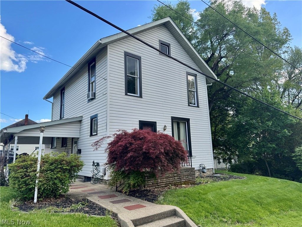 Photo of 1409 Spring Street, Coshocton, OH 43812 (MLS # 5206253)