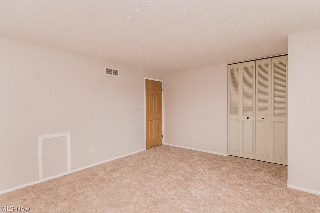 Huntington Park Condo - Residential