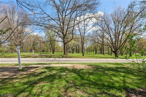 Tiny photo for 267 Parkview Avenue, Wadsworth, OH 44281 (MLS # 5201747)