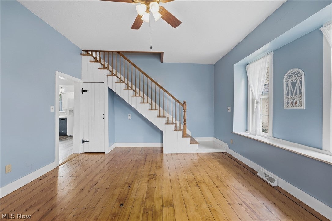 190 W Main Street