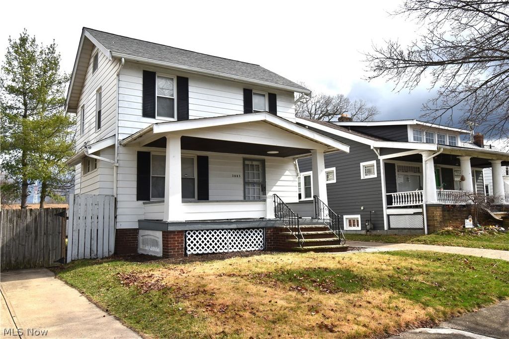 Photo of 3885 W 135th Street, Cleveland, OH 44111 (MLS # 5181745)