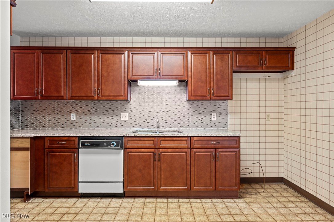 The Oak - Residential