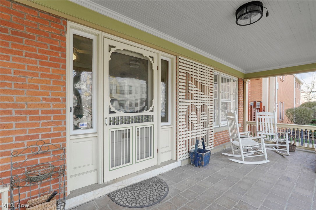 137 King Avenue