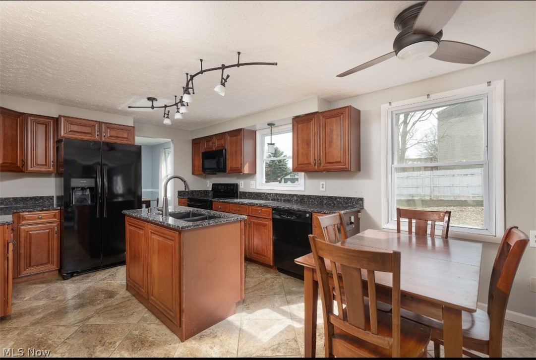 Twin Oaks - Residential