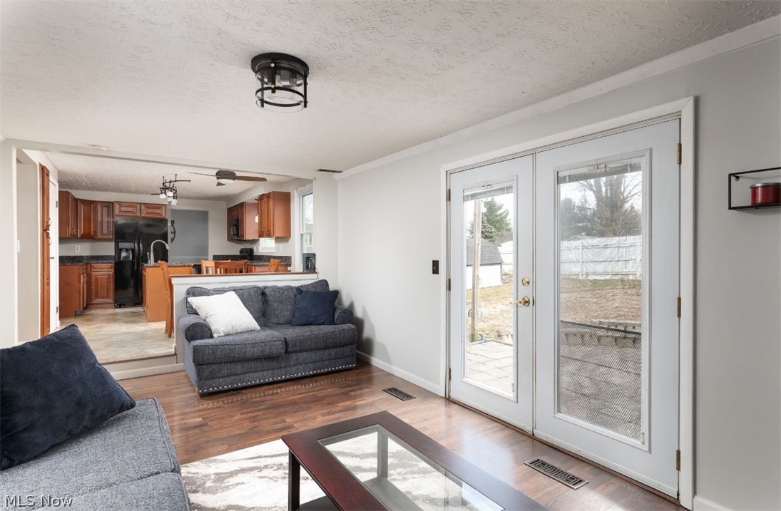 Twin Oaks - Residential