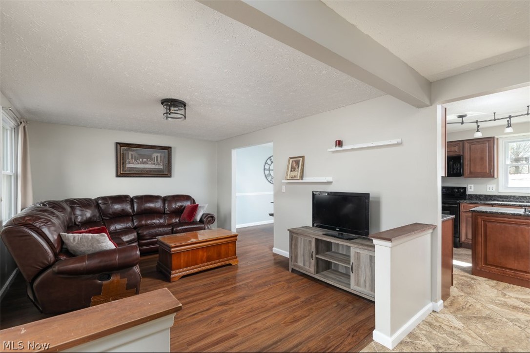 Twin Oaks - Residential