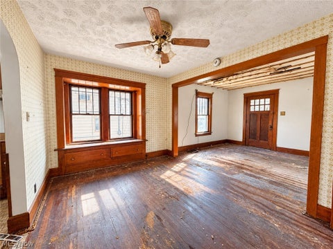 Tiny photo for 1454 Sheridan Avenue NE, Warren, OH 44483 (MLS # 5242782)