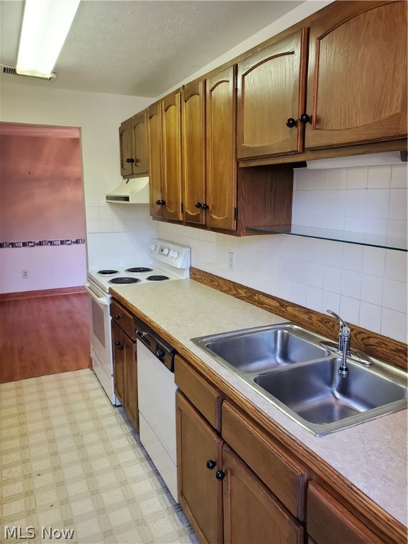 Silver Lake Towers Condo - Residential