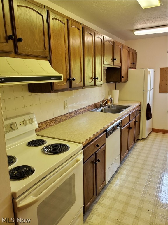 Silver Lake Towers Condo - Residential