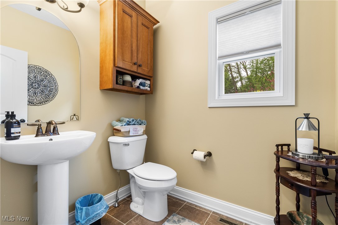 3897 Creekside Drive, Uniontown, Ohio image 22