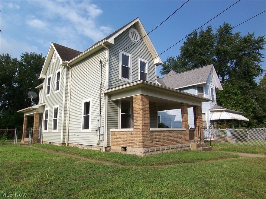 3 bed, 1 & 1/2 baths, vinyl sided, two story home with remodeled full and half baths,  first floor laundry,  newer carpet,  multiple furnaces, insulated windows, nice front porch, fenced back yard, formal dining room and it's move in ready!  Present owners are tax exempt.