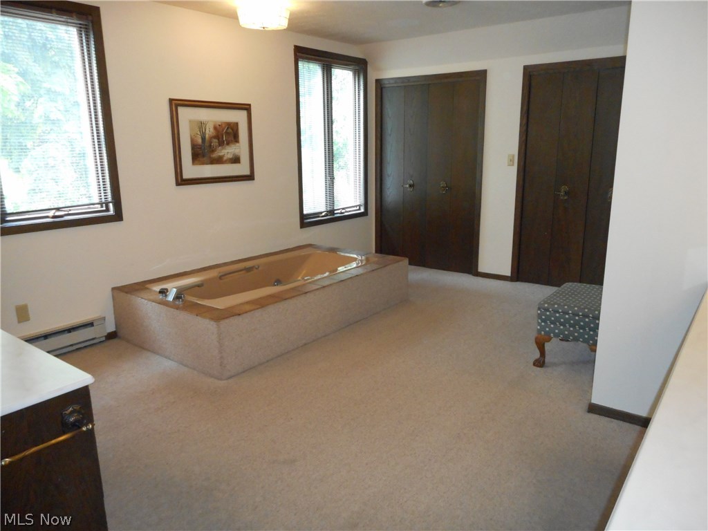 Sugar Bush Knolls - Residential