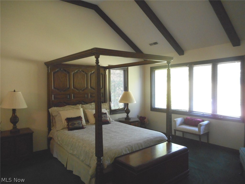 Sugar Bush Knolls - Residential