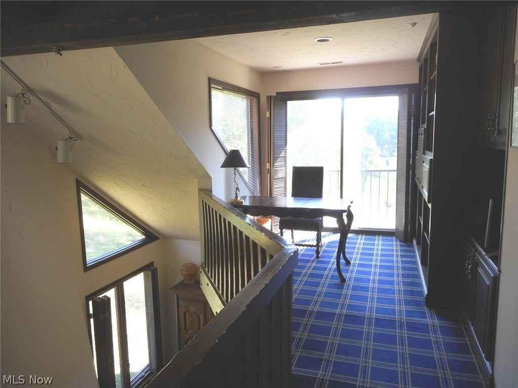 Sugar Bush Knolls - Residential