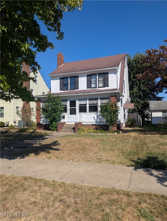 Small town living in lovely remodeled home in Brewster. Remodeled About six years ago the Kitchen and Bath, Engineered hardwood floors on first floor. It Has a finished rec room and full bath in the basement. Great first home, won't last long. The garage was built in 2018. Call Bruce Sibila for a​​‌​​​​‌​‌​​​‌‌​​​‌‌‌​​‌​​‌‌​​​​ showing.