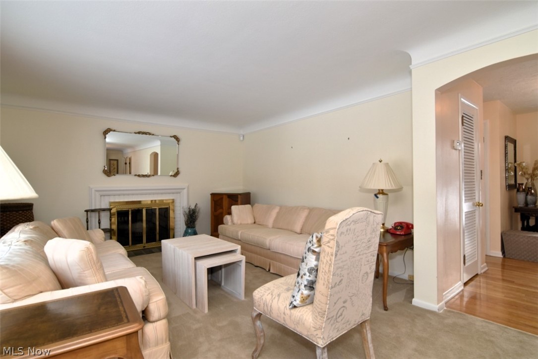 Forest Hill 10 - Residential