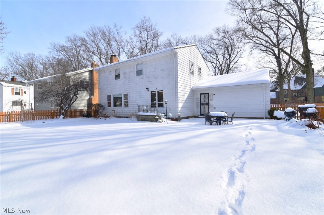 Forest Hill 10 - Residential