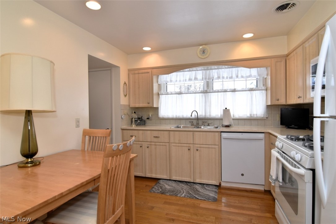 Forest Hill 10 - Residential