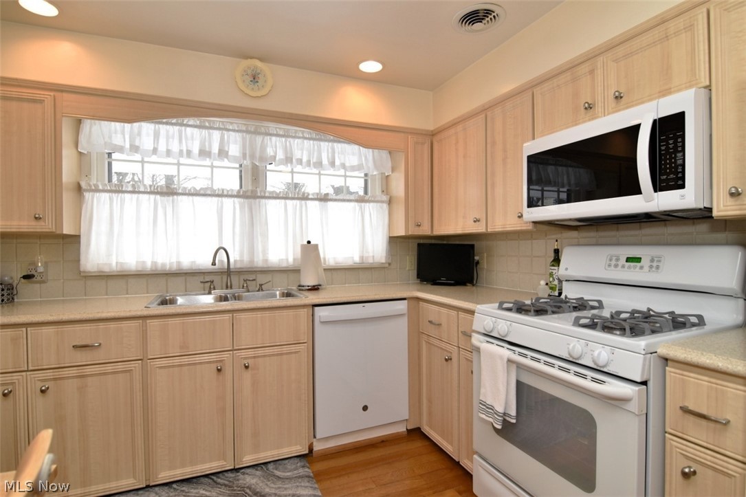 Forest Hill 10 - Residential