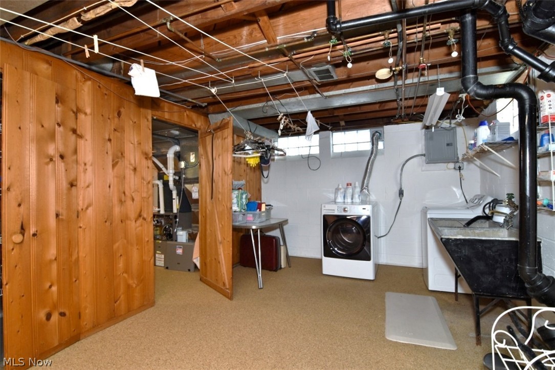 Forest Hill 10 - Residential