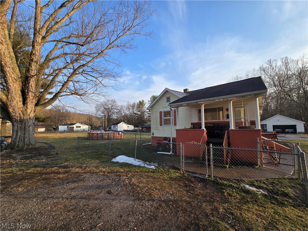 Crescent View - Residential