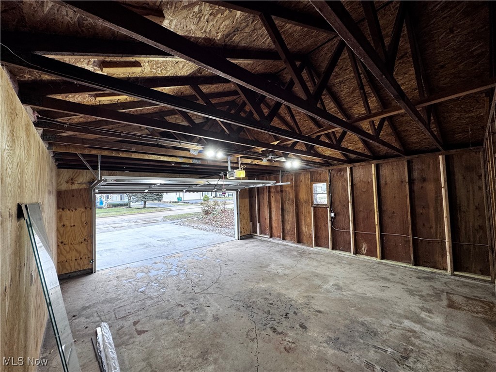 7334 Eric Drive, Mentor, Ohio image 37