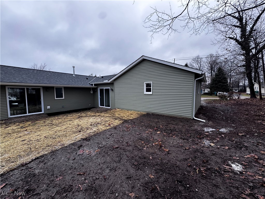 7334 Eric Drive, Mentor, Ohio image 38