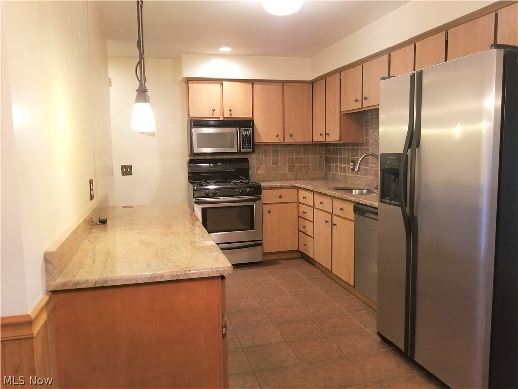 Mcginnis & Van Gorder 01 - Residential