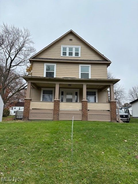 Homes For Sale - 1661 Wakefield Avenue<br/> Youngstown, OH 44514