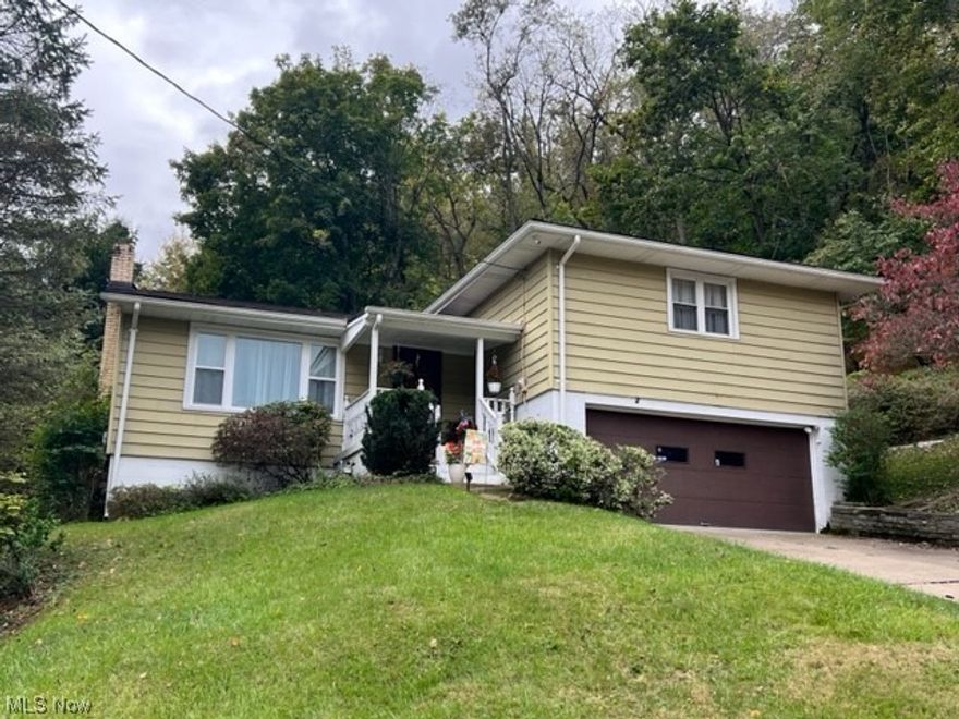 Very well maintained 2nd owner home for sale. Roof about 10 years old. Vinal Windows High efficiency furnace with cental air. Beautiful Hardwood floors, nice size room, nice layout. cozy back yard with 12x20 deck. This is rear find. come and view it for yourself!!