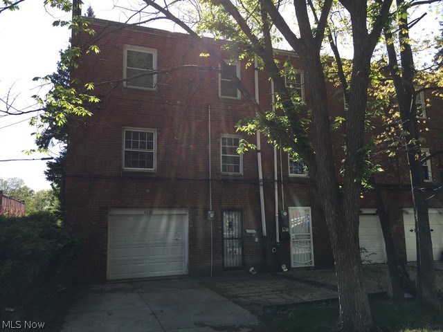 Center-Northfield Housing Corp - Residential