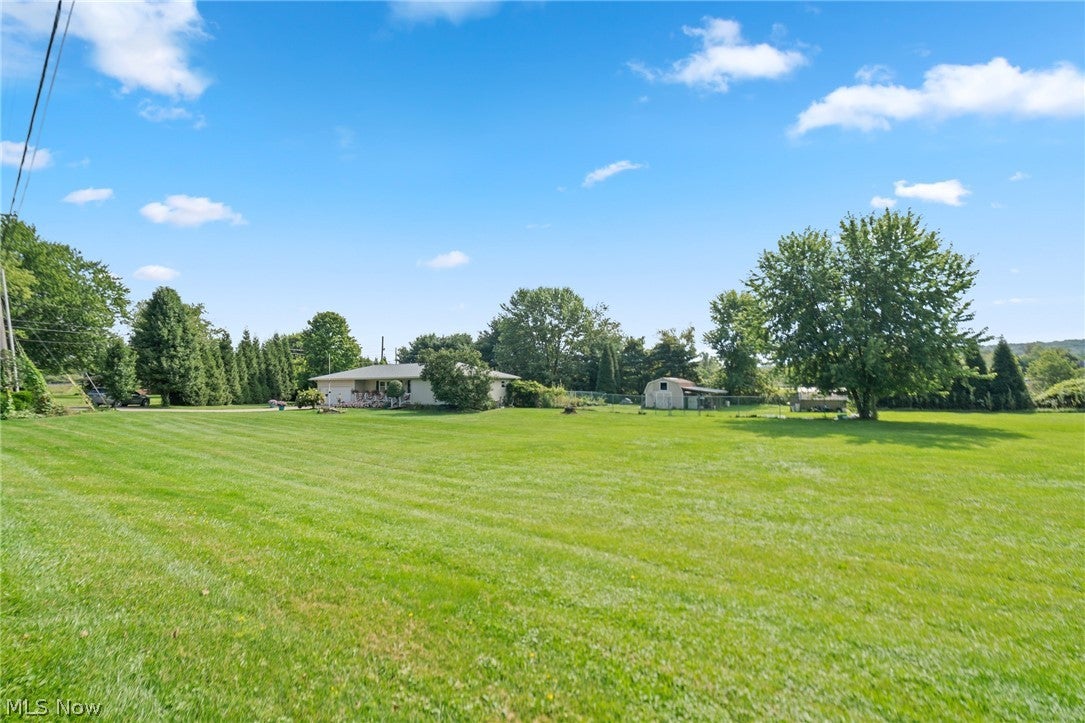 10461 Fort Laurens Road NW