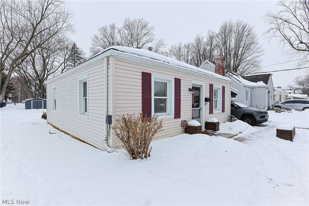 Photo of 18 Homewood Avenue, Norwalk, OH 44857 (MLS # 5185495)