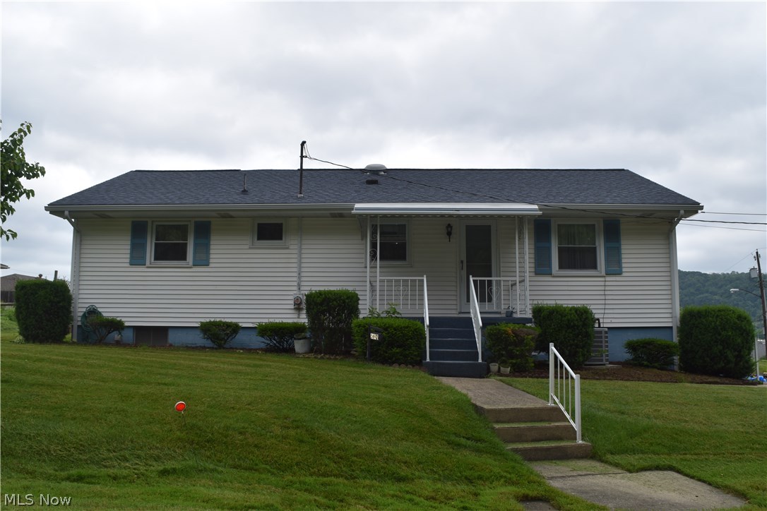 Cozy ranch home in a nice Shadyside neighborhood. The home has 3 bedrooms and 2.5 baths. Large rec room in the basement with wet bar. Laundry area with 3/4 bath. Nice 1 car garage in the basement.