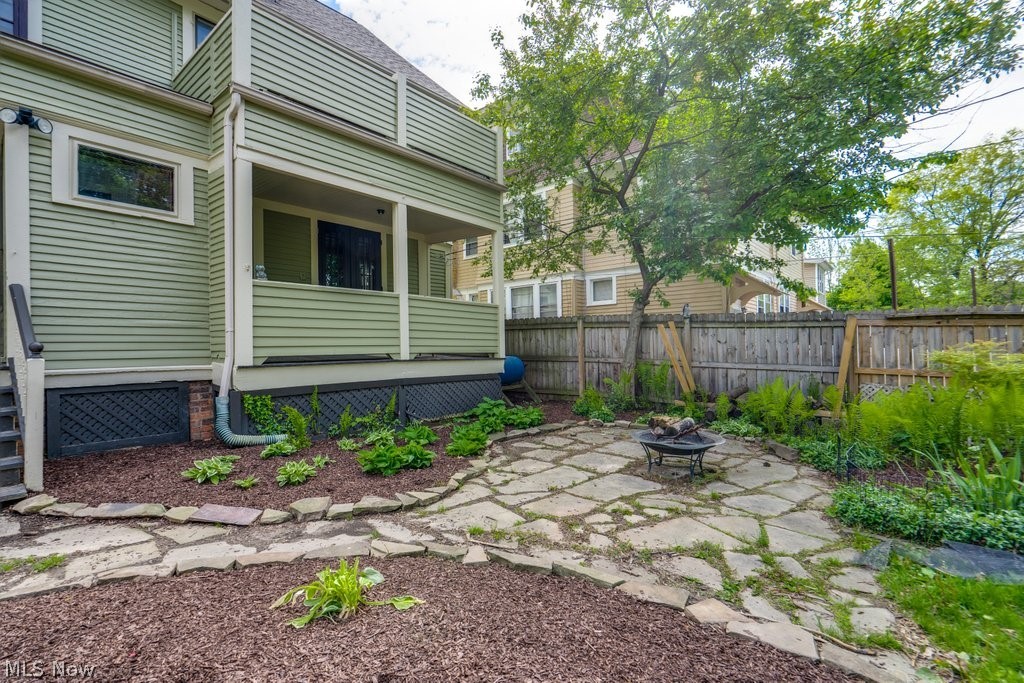 Hyde Park Condo - Residential