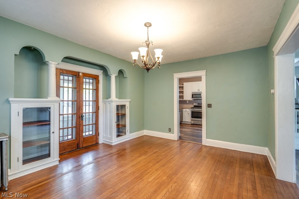 Hyde Park Condo - Residential