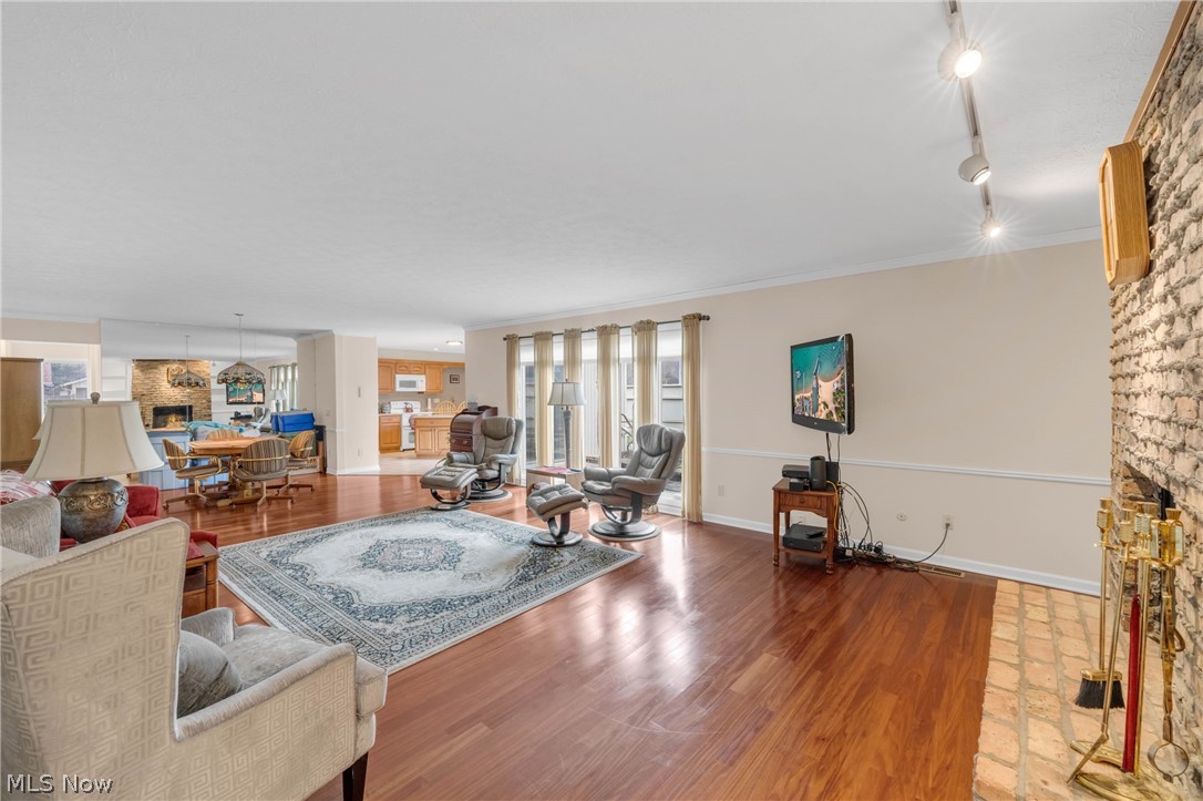 Meadow - Residential