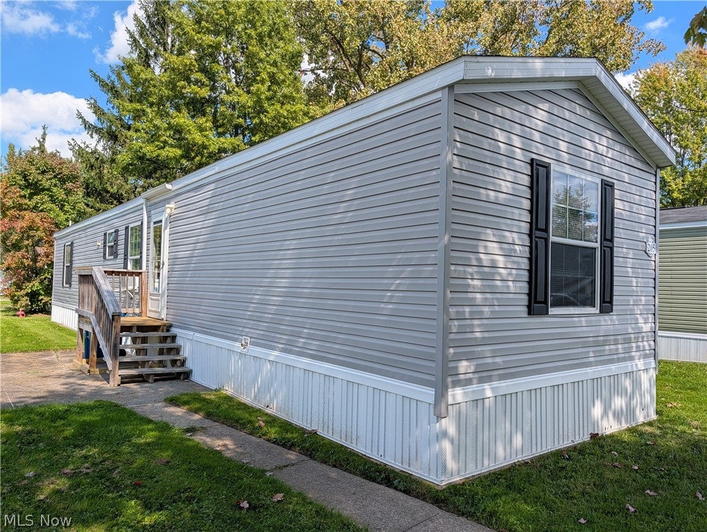 205 Brenthaven Street 182