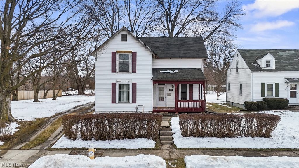 Photo of 580 N Mulberry Street, Mansfield, OH 44902 (MLS # 5186663)