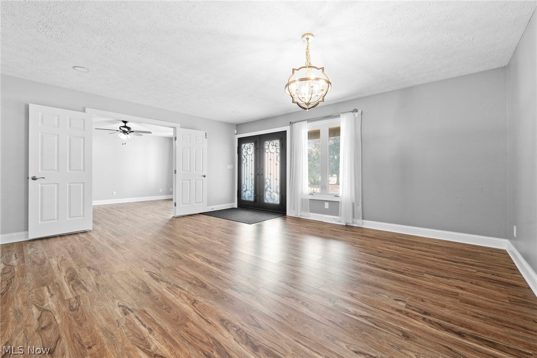 2109 E Pleasant Valley Road