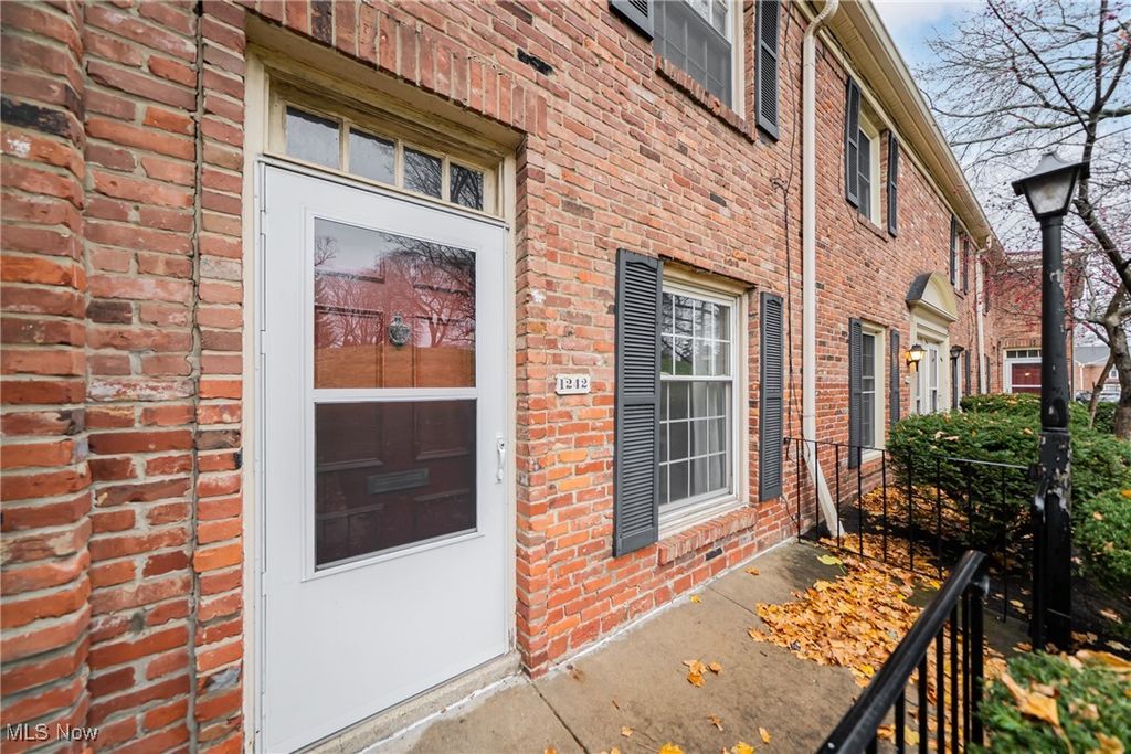 Photo of 1242 Culpepper Drive, Akron, OH 44313 (MLS # 5175407)