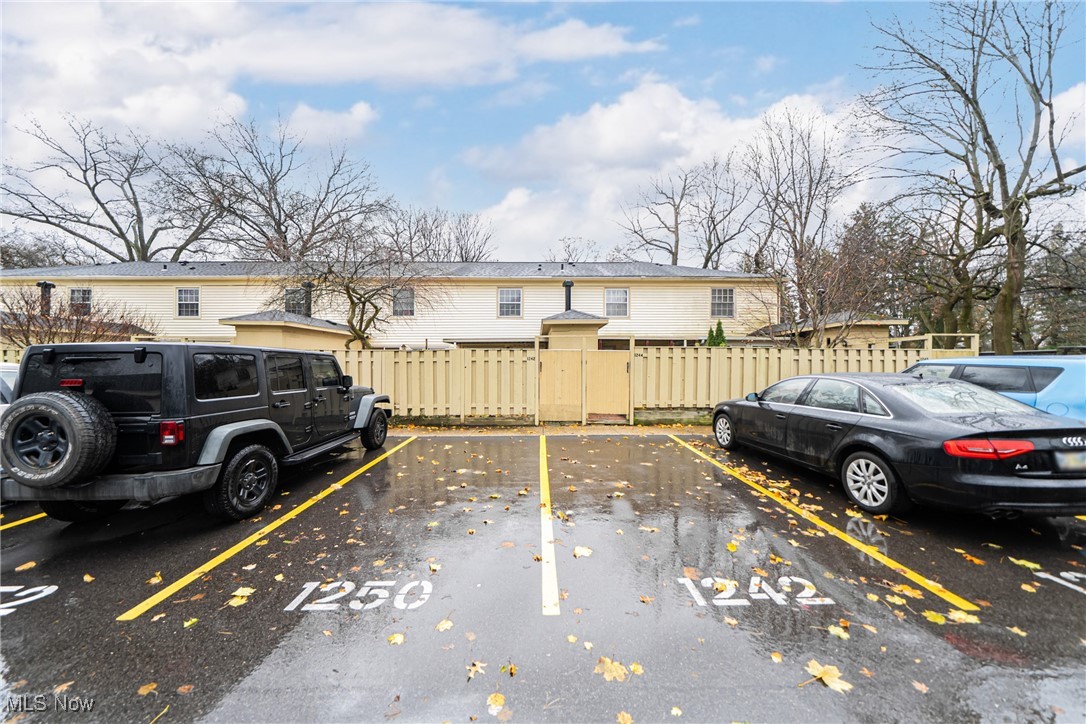 Georgetown Condo - Residential