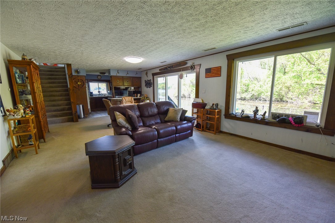 Coventry 12 - Commercial Sale